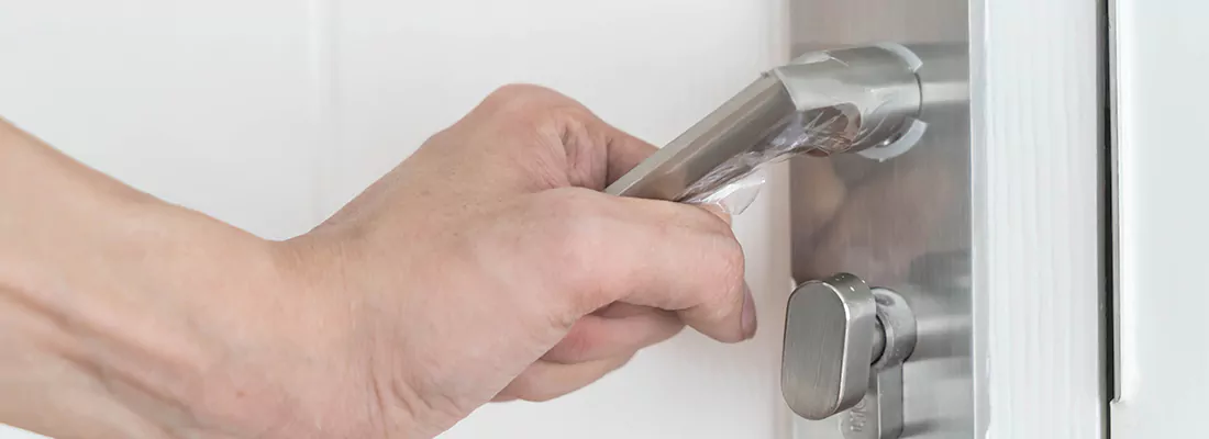 Expert Garage Door Opener Repair and Installation in Royal Palm Beach, FL